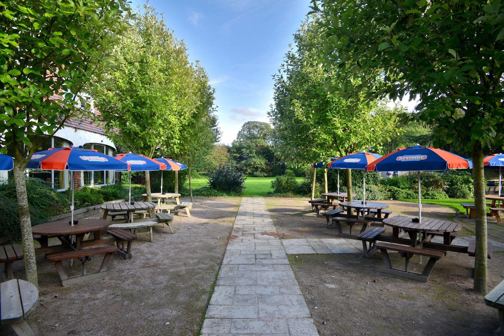 The Conningbrook Hotel Ashford  Exterior photo